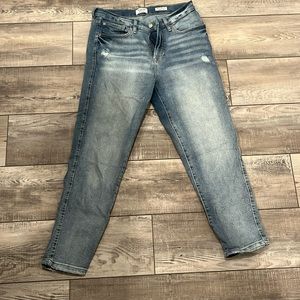 Kensie the effortless skinny crop. Size 6/28